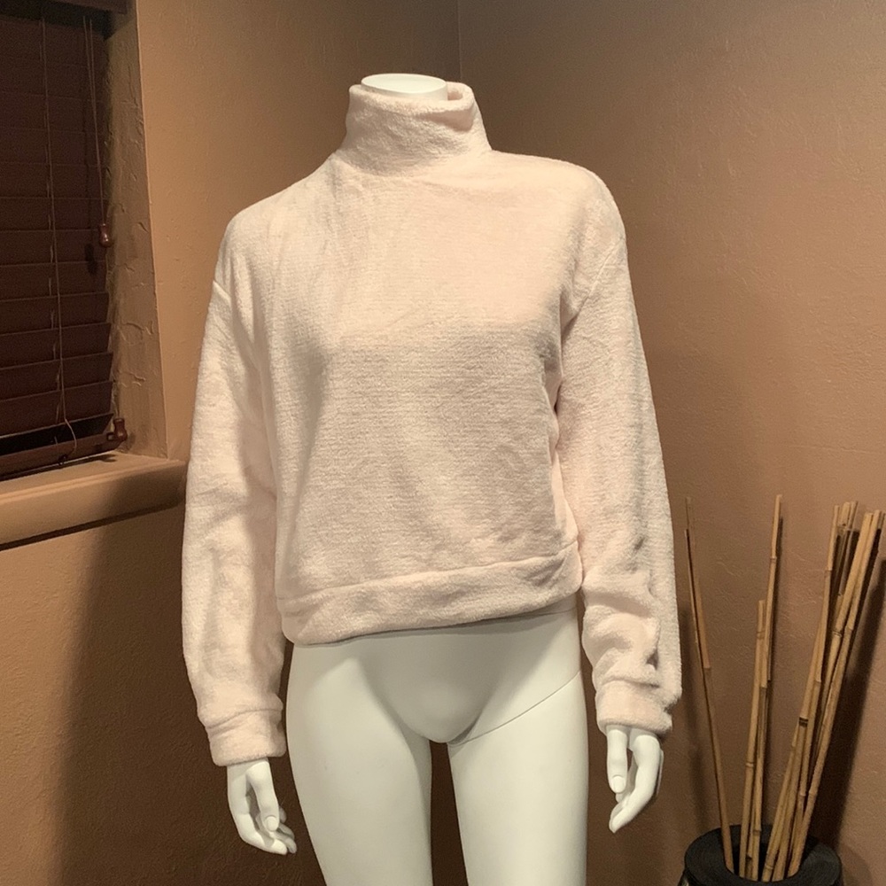 NWOT Very soft top